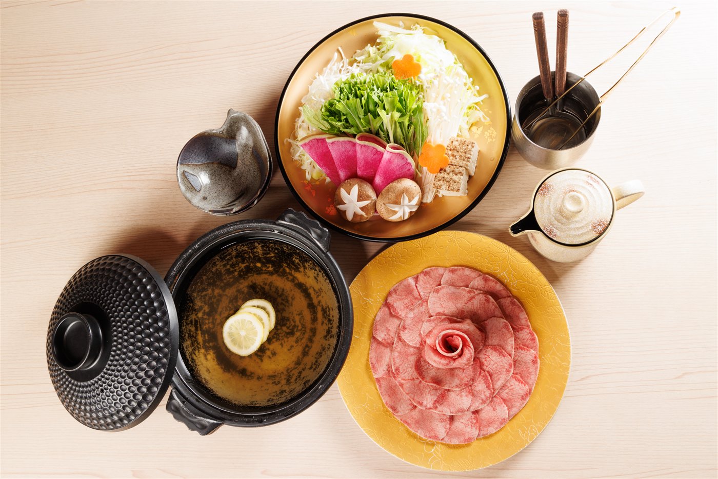 牛タンしゃぶ（金皿）